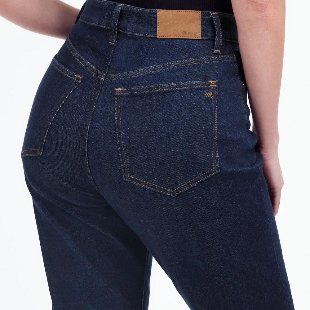 Madewell The Curvy '90s Straight Jean Norman Wash - Picture 5 of 14